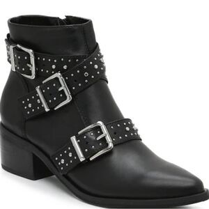 Steve Madden Glori black studded motorcycle booties. 71/2.